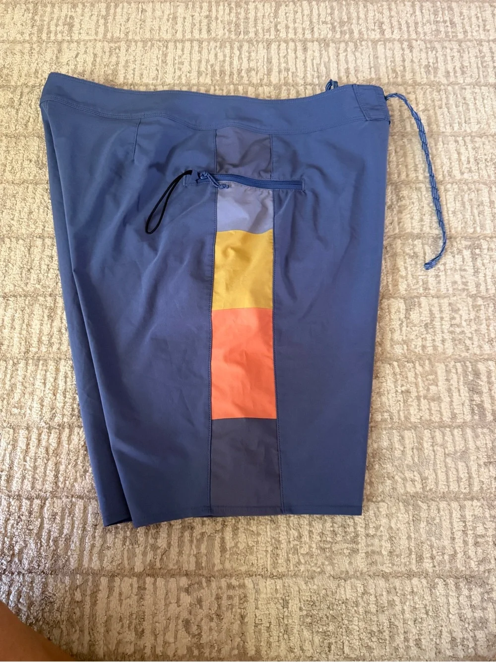 Patagonia Men’s Hydropeak Blue Colorblock Swim Trunks size 31